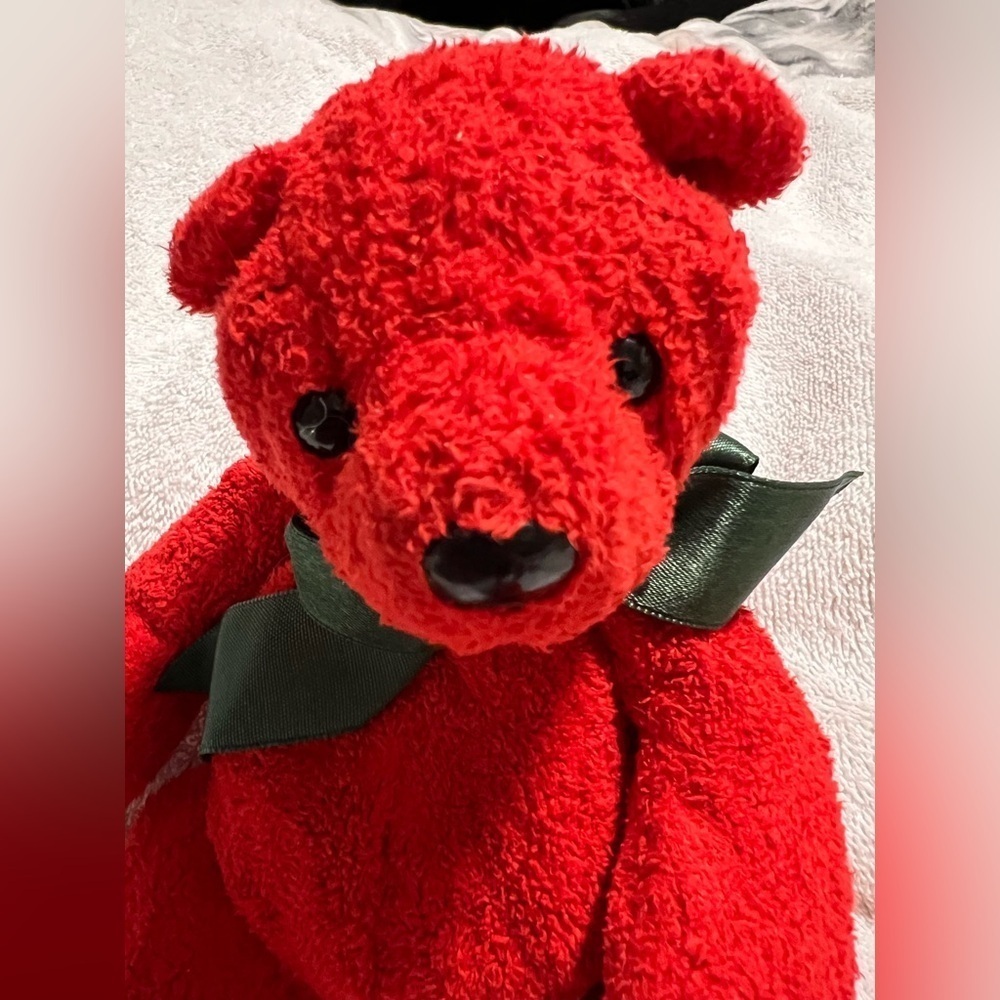 2001 TY beanie baby “mistletoe” bear Christmas